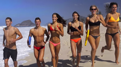 Sexy telá českých plavcov ohúrili Rio. Klip ako z Baywatchu