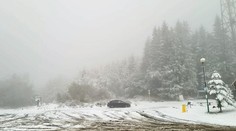 Považská Bystrica a vyše 20 obcí na severe Slovenska vyhlásili pre sneženie mimoriadnu situáciu