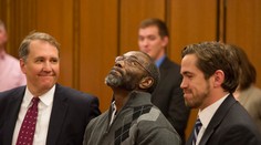 Koľko peňazí dostane muž, ktorý sedel neprávom 39 rokov vo väzení?