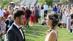 Robo Jakab zverejnil súkromné fotky zo svadby. Nevesta bola naozaj originálna!