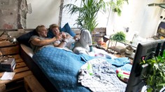 Otvorili prvý bar pre ľudí s opicou. Môžte hádať, čo v ňom ponúkajú