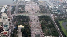 František predbehol Jána Pavla II. Rekordný počet ľudí na omši