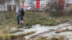 Vzbudilo to v ňom obavy. Obyvateľ Lipt. Mikuláša videl, ako hasiči blízko jeho domova vypúšťali penu na hasenie