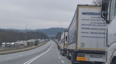Na Slovensko sa tlačia tisíce kamiónov z Ukrajiny. Aj naši dopravcovia zvažujú blokovanie hranice