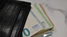 Niektorým Slovákom môžu stúpnuť výplaty. Firmy majú čas do konca júla