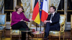 Macron privíta vytvorenie vlády v Berlíne, s Merkelovou sú za inovovanie zmluvy