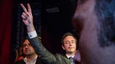 Známemu politikovi v Belgicku sa vyhrážajú smrťou, má prestúpiť na islam
