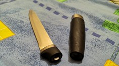 Muž sa snažil dobodať matku, zastavila ho zlomená čepeľ. Strašne nekvalitný výrobok, sťažoval sa na súde