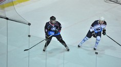 Bieber ukázal, že okrem spevu je aj dobrý hokejista. Pozrite sa, ako mu to ide