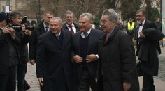 V Košiciach sa za prísnych bezpečnostných opatrení stretli bývalé hlavy štátov