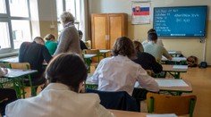 Študenti sa už pripravujú na maturitu. Trúfnete si na otázky zo slovenčiny?
