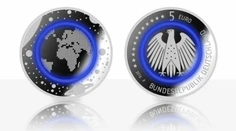 Nová 5-eurová minca žne úspech, ľudia na ňu čakali v radoch