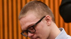 Tínedžera odsúdili na doživotie. Keď mal 14, zastrelil svojho otca a malého chlapca (†6)