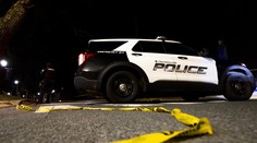 Traja mŕtvi, ďalší zranení. Polícia zadržala študenta podozrivého zo streľby vo Virgínii