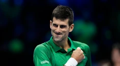 VIDEO: Djokovič môže vyrovnať historický zápis Federera. V závere sezóny má skvelú formu