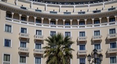 Dovolenka v populárnej destinácii sa skončila tragicky. Turista zomrel zrejme po páde z balkóna