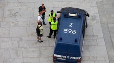 Hrôza u našich susedov. Objavili troch mŕtvych novorodencov, otca a dcéru obvinili z vraždy