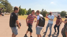 VIDEO: Siskár Tóth sa dostal v Pezinku do konfliktu s redaktorom RTVS