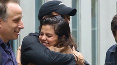 Selena Gomez žiari šťastím. V objatí oveľa staršieho muža