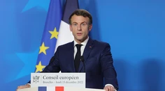 Macron vyzval Izrael, aby prestal zabíjať ženy a deti v Gaze