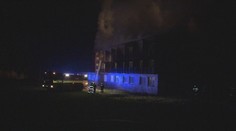 V Belušských Slatinách horel hotel. Podľa miestnych ho ktosi zapálil