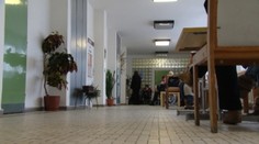 Slovák strávi v čakárni u lekára spolu až cez deväť hodín. Riešiť to chcú poplatkami