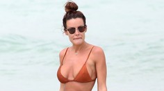 Modelka Emma Rose v bikinách. To je brutálne telo