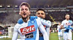 Neapol ratoval bod v nadstavenom čase, za Janov nastúpil len 15-ročný tínedžer