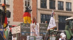 Ceny mlieka sú radikálne nízke. V Bruseli protestovali aj Slováci