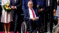 Miloš Zeman je opäť v nemocnici. Ide o plánovanú hospitalizáciu