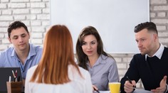 Nástupný plat 1 800 eur: Časť absolventov zarobí slušné peniaze hneď na začiatku kariéry