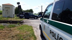 Vodička si nevšimla výstražné svetlá a zrazila sa s vlakom, jej dcéra (10) skončila v nemocnici