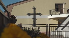 Jurajovi, ktorého zastrelil terorista pred barom Tepláreň, dali blízki posledné zbohom