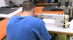 Práca za mrežami: Väzňov v zariadení v Banskej Bystrici sme sa pýtali, aký majú plat a či si dokážu ušetriť