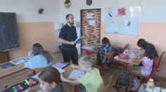 Učitelia už nemajú byť odkázaní na politikov. Ministerstvo chystá nový systém odmeňovania
