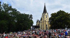 Na Levočskú púť prišlo v nedeľu asi 200-tisíc veriacich. Pozrite sa, ako to tam vyzeralo