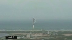 Najnovší prototyp vesmírnej lode Starship prvýkrát úspešne pristál