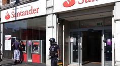 Najjednoduchšia krádež storočia. Muž sa predstavil ako strážnik a odniesol si 177-tisíc eur