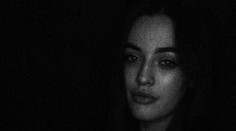 Rodinná tragédia. Spevákovi zomrela po mame aj mladučká sestra