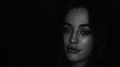 Rodinná tragédia. Spevákovi zomrela po mame aj mladučká sestra