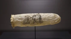 Holandské múzeum predstavuje unikátny kúsok. Vystaví kondóm z roku 1830, na ktorom je erotický obrázok