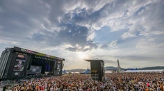 Festival Pohoda je v plnom prúde. Hudobný program odštartovala jedna z našich najpopulárnejších kapiel