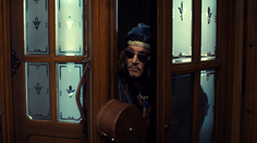 Johnny Depp pobavil Karlove Vary. Aj keď tu nebol