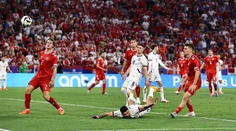 VIDEO: V skupine C zostal čierny Peter Srbom. Dánom na postup stačili tri remízy, v play off vyzvú domácich
