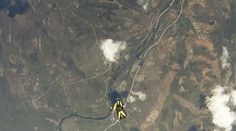 Neuveriteľné video: Parašutistu pri zoskoku takmer zabil meteorit