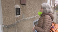 Kúpila byt, no predávajúcim sa z neho nechce preč