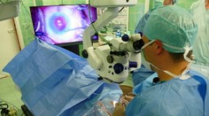 Premiér chce dostať na lekárske fakulty viac študentov, hovorí o nedostatku personálu