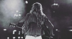 Speváčka tragicky zahynula pri autonehode. Mala len 30 rokov