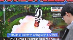 Raketa odpálená KĽDR mohla potenciálne zasiahnuť územie USA, upozorňuje Japonsko