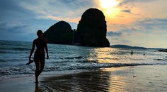 Slovenský spevák a raper prichádza s letným singlom. V klipe ukázal sexy frajerku